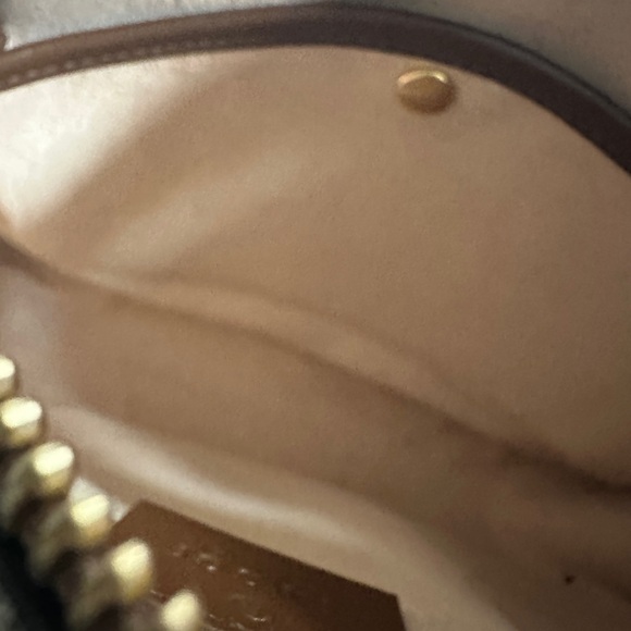 Authentic Gucci Mini Interlocking GG Crossbody - Picture 7 of 12